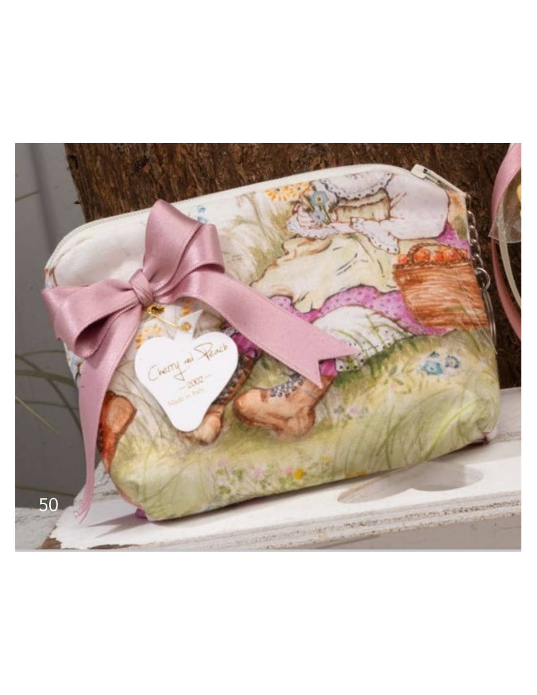 cherry and peach bomboniera pochette con confetti