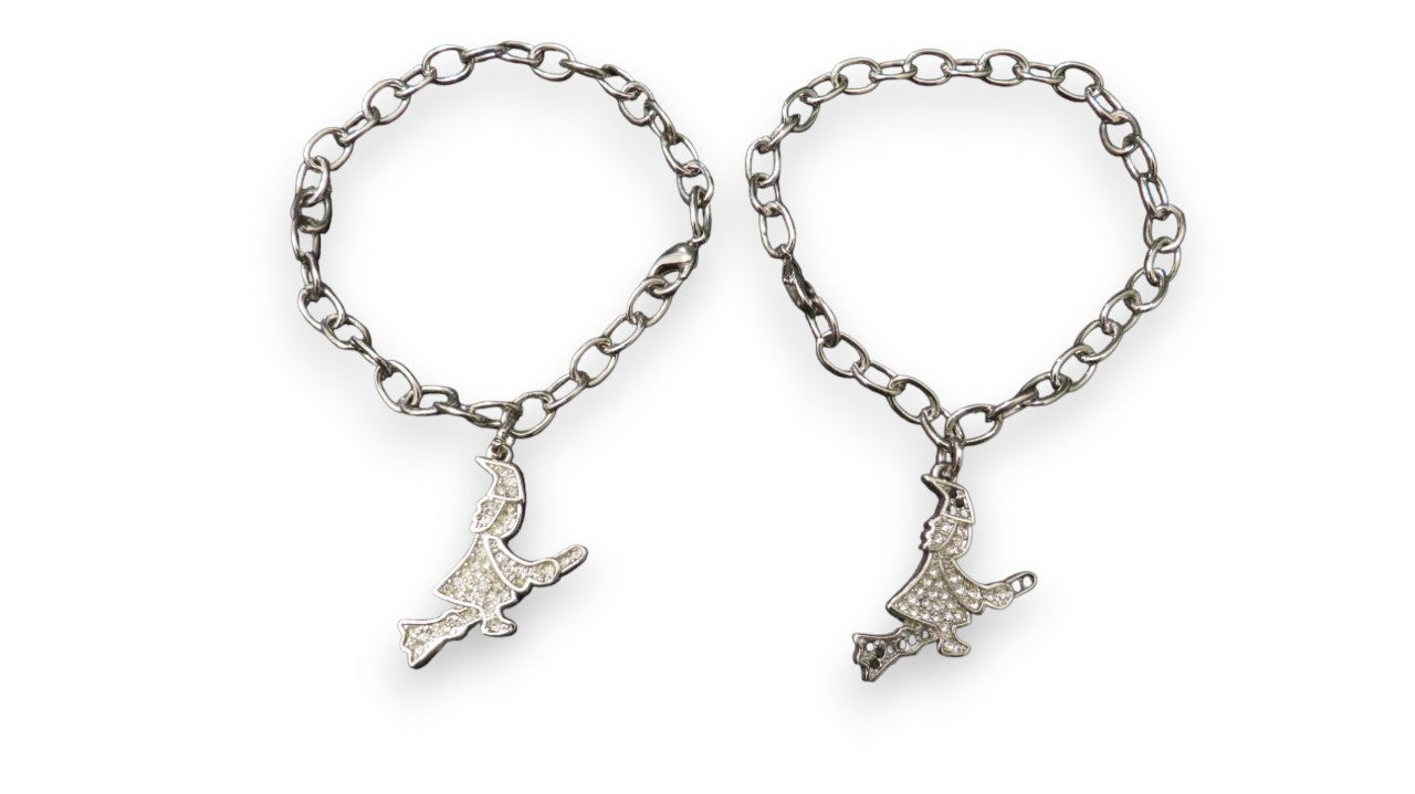 Bracciale in argento con ciondolo strega