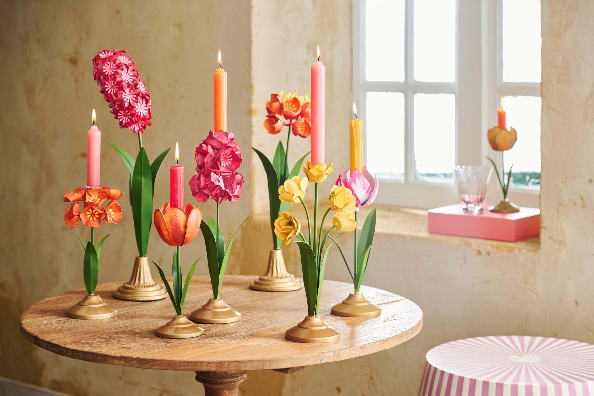 CANDLE HOLDER METAL FLOWER PINK 31.5CM